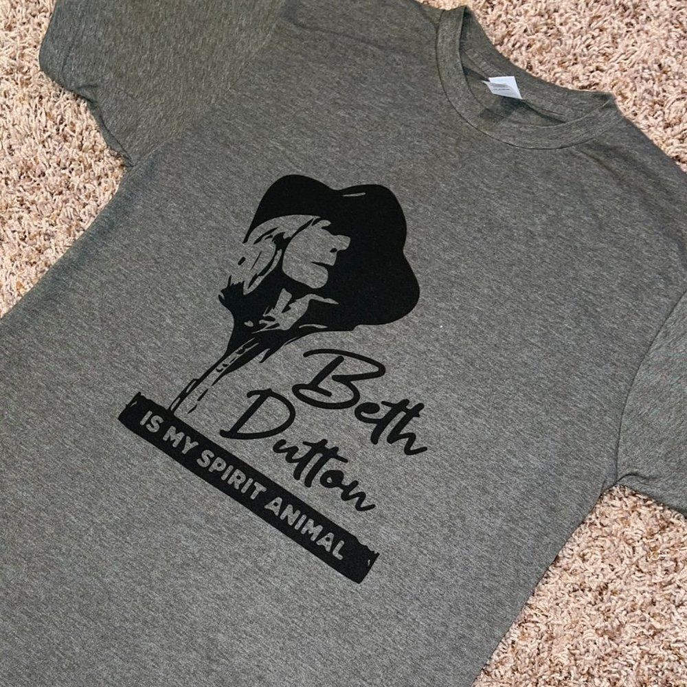 NWT Yellowstone Beth Dutton Tee Size Medium